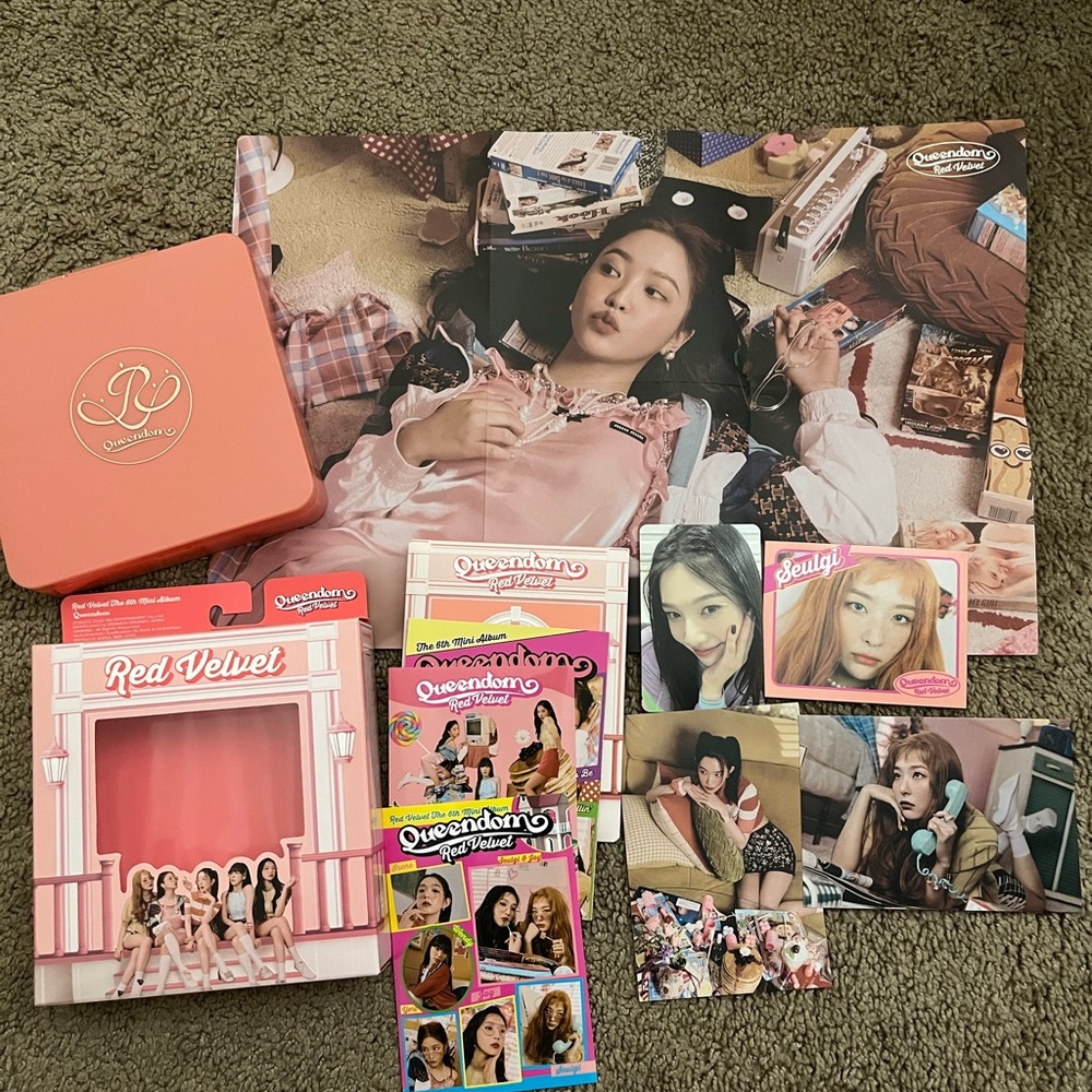 Red Velvet album Queendom